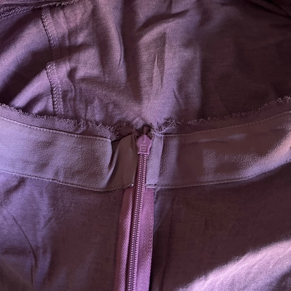 Banana Republic top, purple - Picture 9 of 11